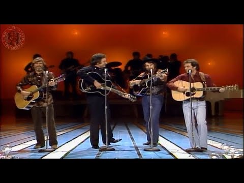 Youtube: Johnny cash,Waylon Jennings, Kris Kristofferson, Larry Gatlin - I Walk The Line And Ring Of Fire