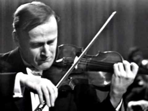 Youtube: Bruch Violin concerto no 1 - Menuhin, Fricsay