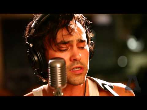 Youtube: Shakey Graves - Roll the Bones - Audiotree Live