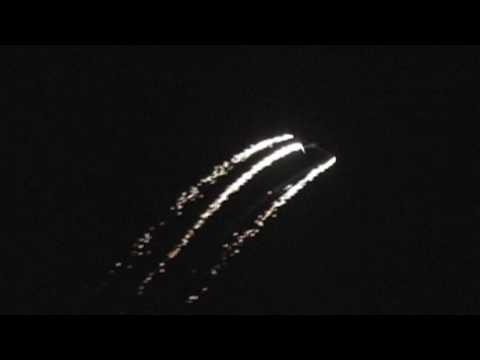 Youtube: NIGHT GLIDING Bob Carlton Salto Jet Glider - Night Show at 2009 CA International Air Show.