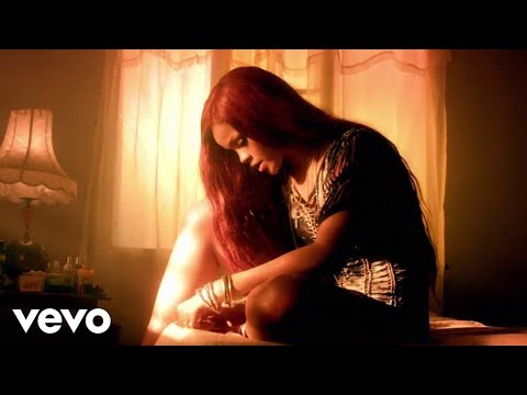 Youtube: Rihanna - Man Down