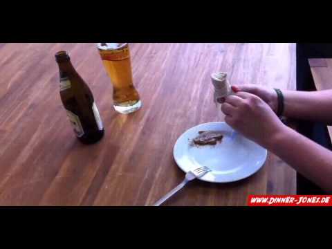 Youtube: How to eat a German / Bavarian Weisswurst