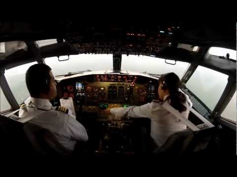 Youtube: PILOT GIRL LANDING AT CANCUN INTERNATIONAL AIRPORT.... !! GO PRO