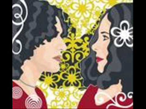 Youtube: Gal Costa & Caetano Veloso - Que Pena