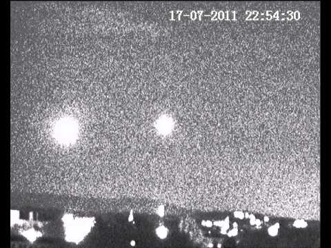 Youtube: Night vision UFO, Deutschland 2011.
