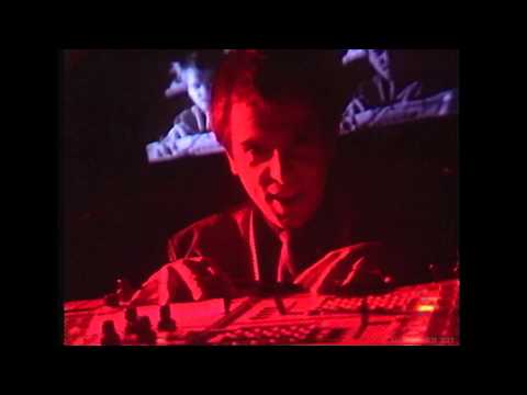 Youtube: Peter Gabriel - Games Without Frontiers (1980) (HD)