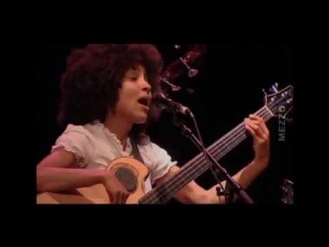 Youtube: ESPERANZA SPALDING - Samba em Prelúdio - Baden Powell