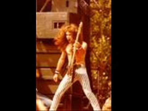 Youtube: Iron Maiden - Live - Rare - 1981 - Genghis Khan