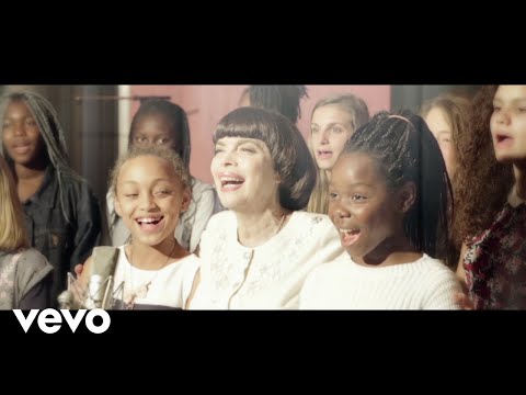 Youtube: Mireille Mathieu - Noël