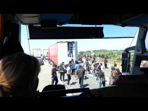 Youtube: Rioting migrants yesterday- Calais to Dover port