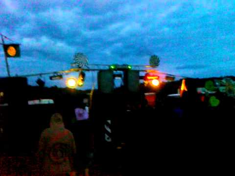 Youtube: EASTTEK 2012 - East Germany Teknival 2012 - night