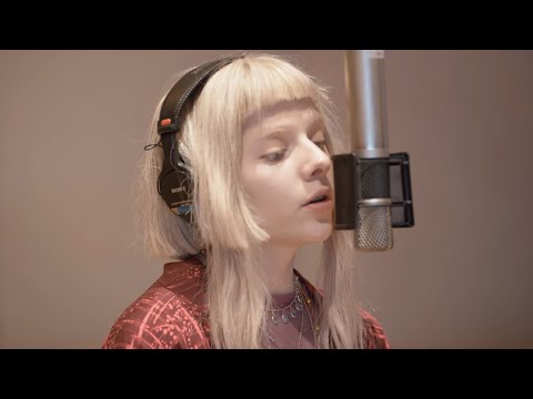 Youtube: Aurora - Animal (Live at The Current)