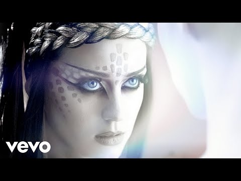 Youtube: Katy Perry - E.T. ft. Kanye West (Official Music Video)