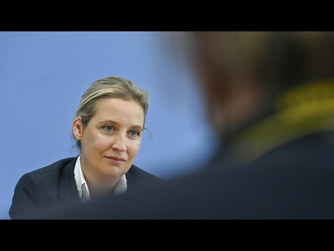 Youtube: Weidel weicht Frage nach möglichem AfD-Vorsitz von Höcke aus | AFP