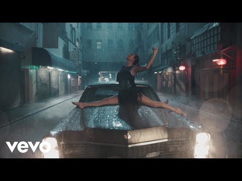Youtube: Taylor Swift - Delicate