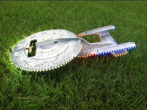 Youtube: RC Star Trek Enterprise with 351 LED Lights Night Flying