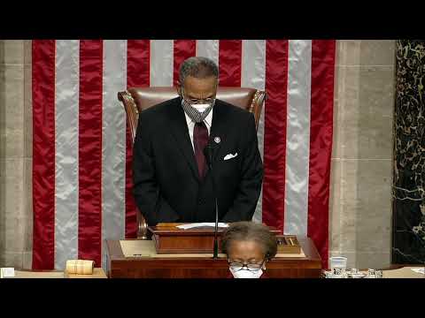 Youtube: VIRAL MOMENT: House Democrat closes prayer: "AMEN AND A-WOMAN"
