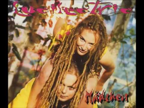 Youtube: Lucilectric - Girly Girl ("Mädchen")