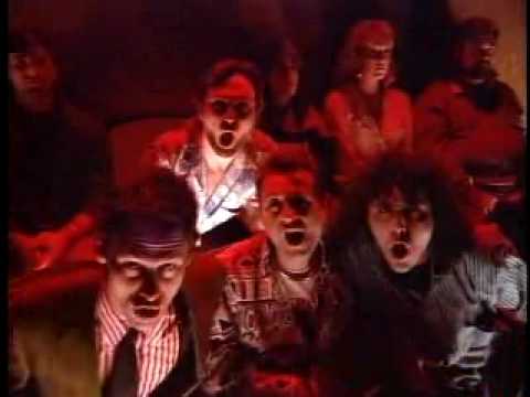 Youtube: Killer Klowns From Outer Space - Music Video