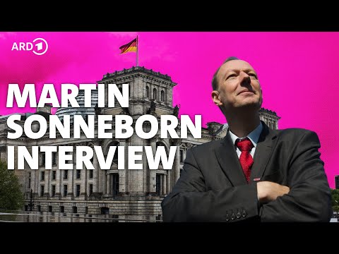 Youtube: Martin Sonneborn (DIE PARTEI) im Interview - KLIPP & KLAR - RBB