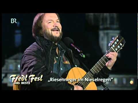 Youtube: Fredl Fesl - Riesenneger bei Nieselregen (live 2000)