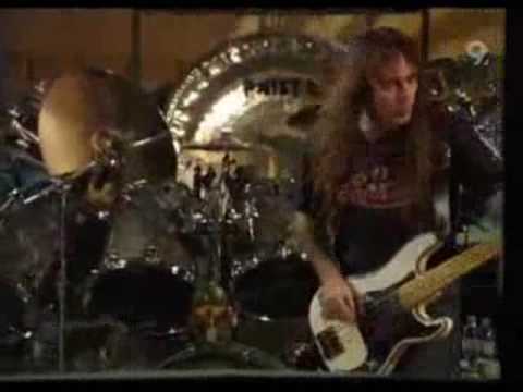 Youtube: Iron Maiden - Hallowed be thy Name (subtitulado español)