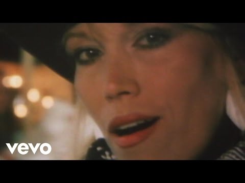 Youtube: Amanda Lear - Solomon Gundie (Offical Video) (VOD)