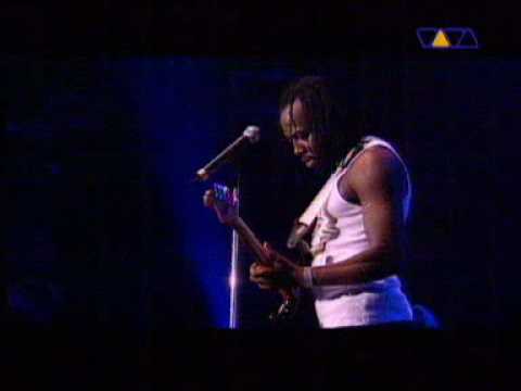 Youtube: Wyclef Jean  - 911 (live)