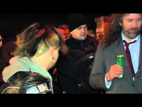 Youtube: Bier trinkt das Volk! Die PARTEI Leipzig und LEGIDA