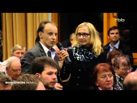 Youtube: Rassismus auf Bürgerversammlung in Senftenberg