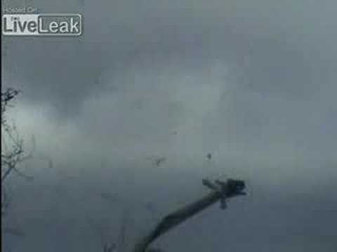 Youtube: Wind turbine explodes