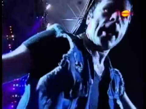 Youtube: Iron Maiden - Fear Of The Dark (Live @ Rock In Rio 2001).mp4
