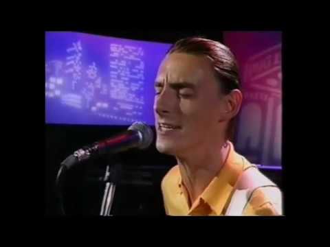 Youtube: Long Hot Summer - The Style Council (1983)