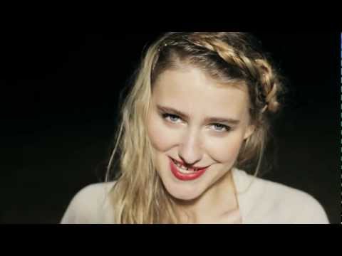 Youtube: Mia Diekow - Black Beauty (Videoclip)