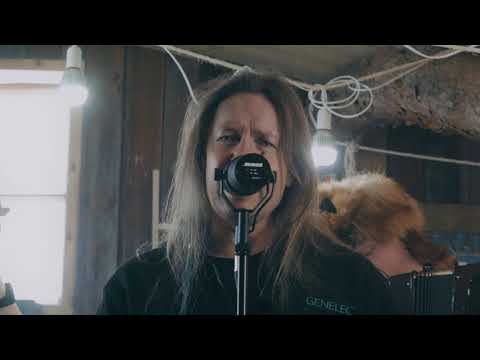 Youtube: Unbreakable - Timo Kotipelto & Steve'n'Seagulls