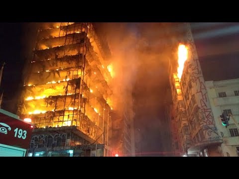 Youtube: Blazing skyscraper collapses in Brazil's Sao Paulo