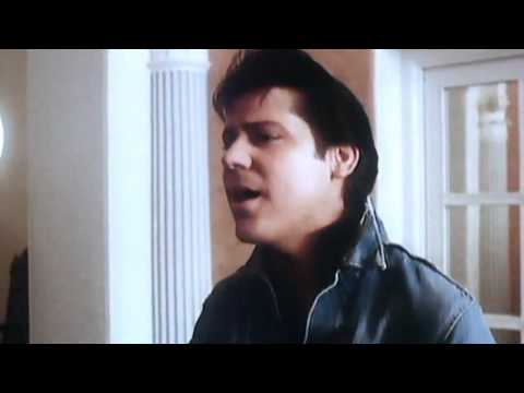 Youtube: Shakin' Stevens - You Drive Me Crazy