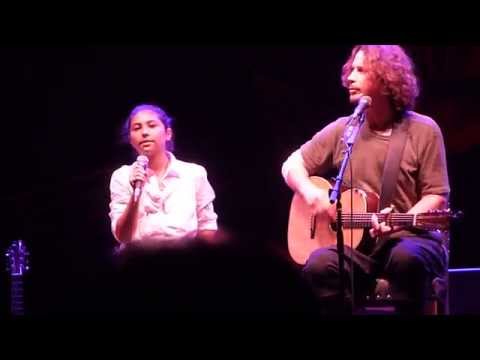 Youtube: Chris Cornell and daughter Toni - Redemption Song (cover) @ Beacon Theatre in NYC 10/19/2015