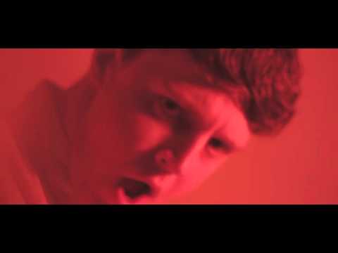 Youtube: I AM IN LOVE - PALM (Official Video)