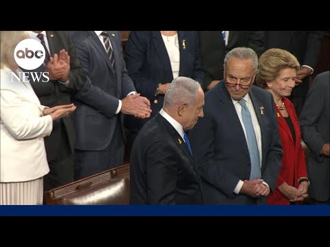 Youtube: Benjamin Netanyahu, Chuck Schumer do not shake hands prior to congressional address