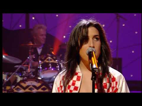 Youtube: Amy Winehouse - Teach Me Tonight (Live At Jools Holland '04)