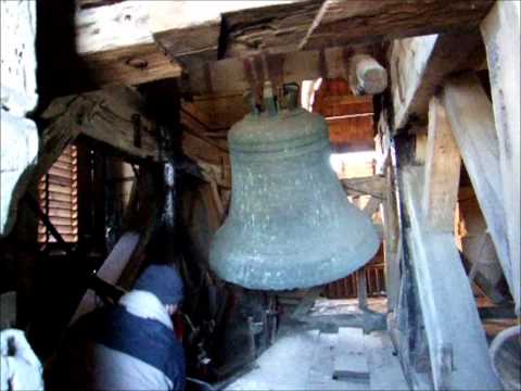 Youtube: St. Aegidii Kirche Glocke Läuten per Seil