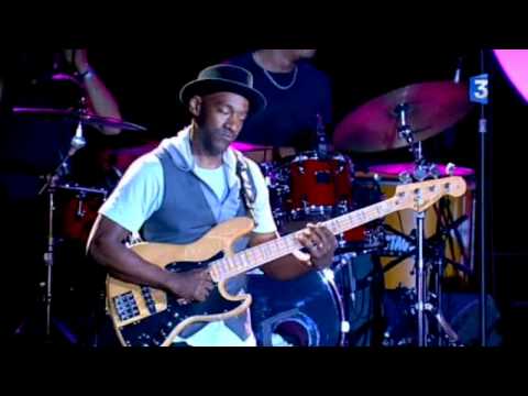 Youtube: George Benson w/ Marcus Miller - Don't Let Me Be Lonely Tonight