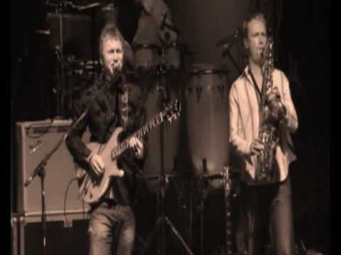 Youtube: Level 42 live - To be with you again - (2006) - High Quality