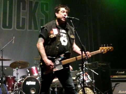 Youtube: THE LURKERS  GO AHEAD PUNK
