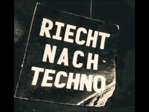 Youtube: Darktronics Dark Techno Set 04 04 2016