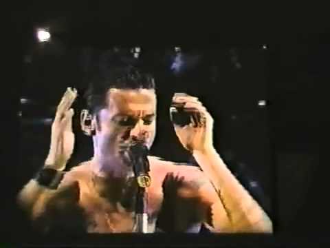 Youtube: Depeche Mode: Clean (live at the Shoreline Amphitheatre, Mountain View 2001.04.08)