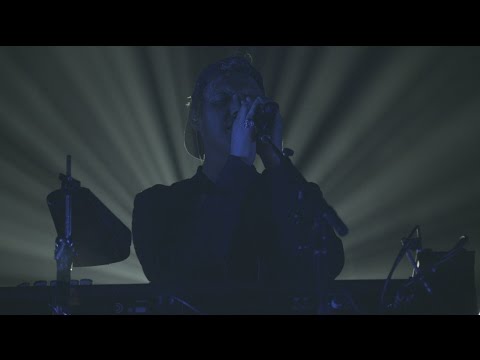 Youtube: RÜFÜS DU SOL ●● Innerbloom (Live at The Hordern Pavilion, Sydney)