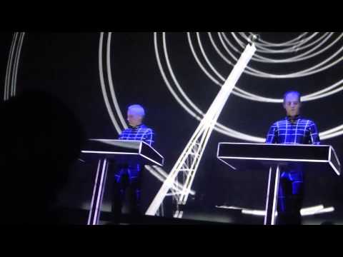 Youtube: Kraftwerk-Radioactivity@Neue Nationalgalerie.berlin 7/01/2015