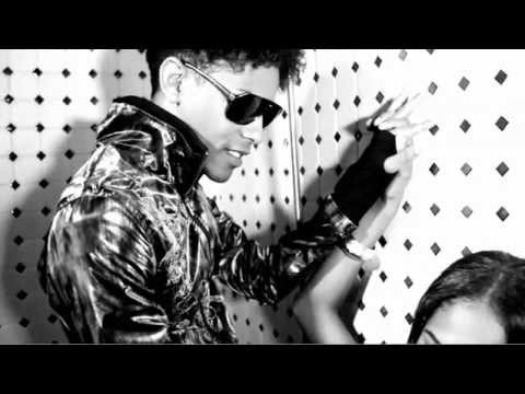 Youtube: B. Howard- Supermodel  [Official Music Video for mobile phones]